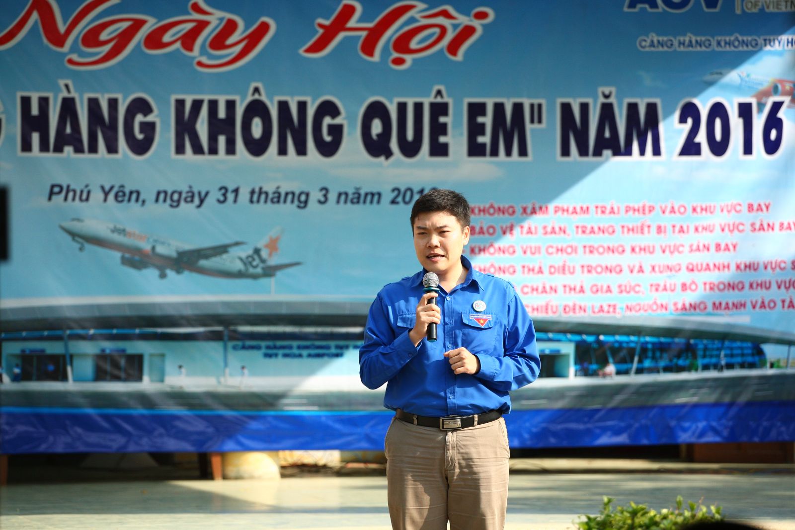 Chương trình tuyên truyền nâng cao nhận thức Văn hóa an toàn hàng không năm 2016 tại khu vực Cảng hàng không Tuy Hòa|LOCAL_PATH:crawled_data/images/featured_dfe18184fe85.JPG