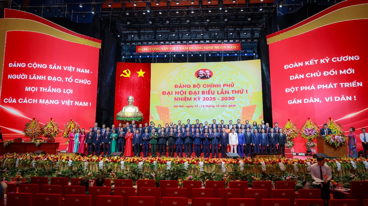 Đoàn đại biểu Đảng bộ Tổng công ty Cảng hàng không Việt Nam tham dự Đại hội Đảng bộ Chính phủ lần thứ I, nhiệm kỳ 2025-2030|LOCAL_PATH:crawled_data/images/featured_e074f2bc2dca.jpg