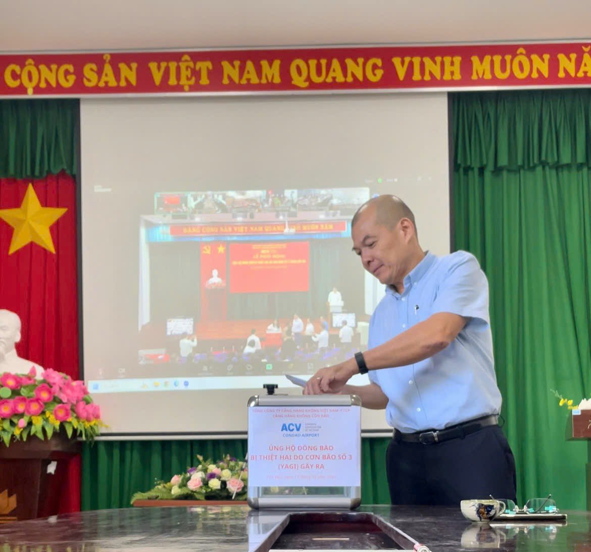 CẢNG HÀNG KHÔNG CÔN ĐẢO TỔ CHỨC LỄ PHÁT ĐỘNG ỦNG HỘ ĐỒNG BÀO BỊ THIỆT HẠI DO CƠN BÃO SỐ 3 GÂY RA|LOCAL_PATH:crawled_data/images/featured_e5bcca715ec1.jpg