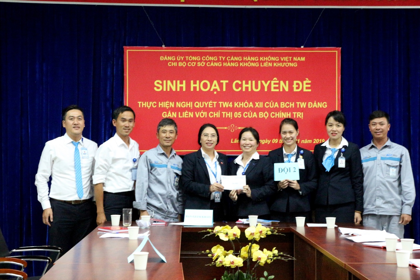 Chi bộ Cảng hàng không Liên Khương đổi mới, nâng cao chất lượng sinh hoạt chuyên đề|LOCAL_PATH:crawled_data/images/featured_e82b248f566b.jpg