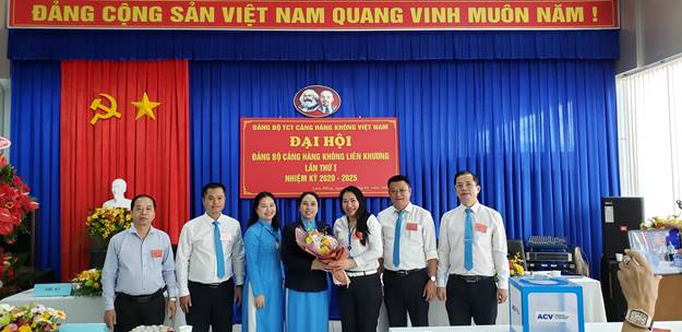 Đại hội Đảng bộ cơ sở Cảng hàng không Liên Khương: Phát triển sản xuất kinh doanh và là điểm đến an toàn, tin cậy cho hành khách đi máy bay|LOCAL_PATH:crawled_data/images/featured_e87f34c0361b.jpg