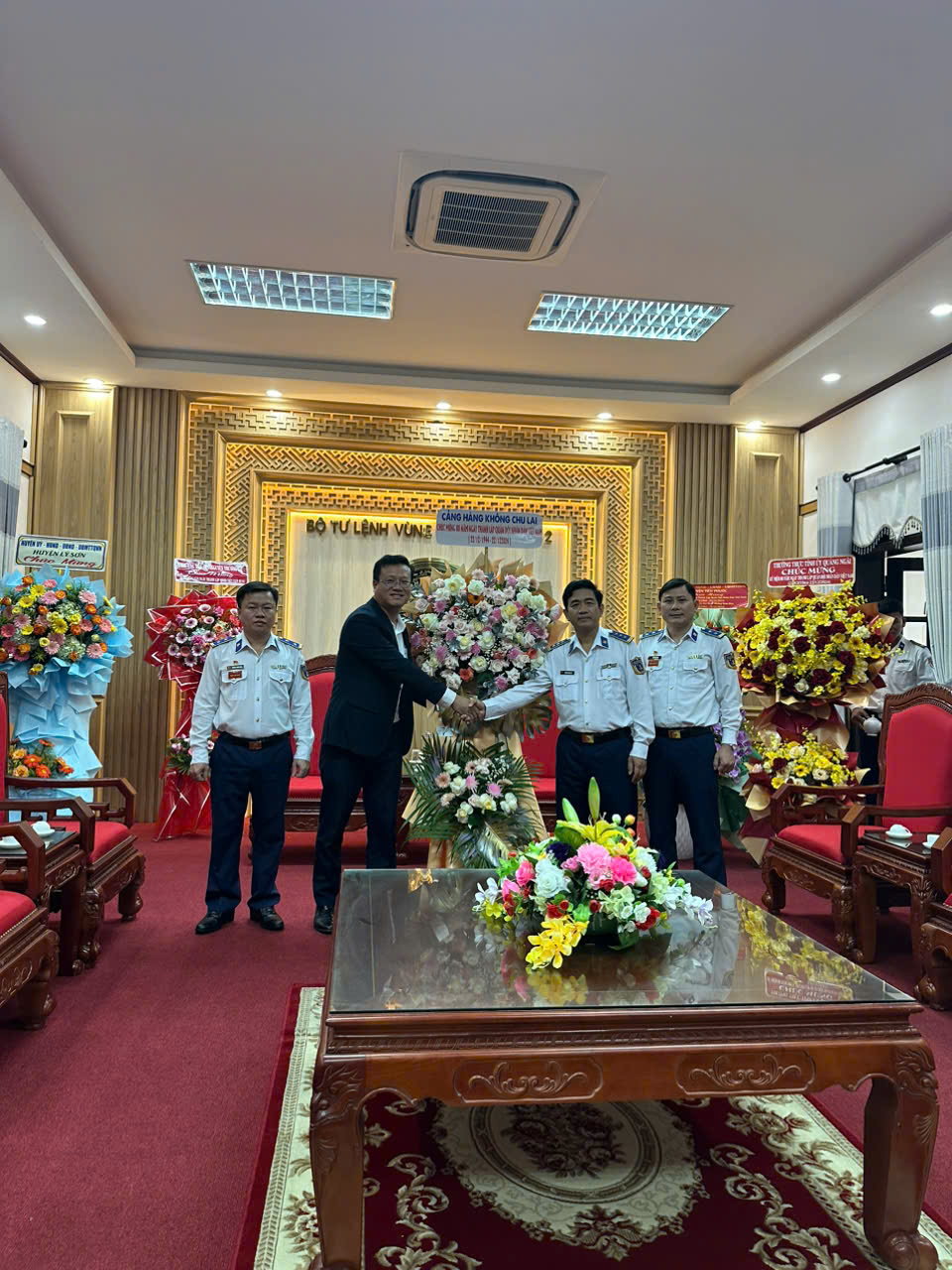 CẢNG HÀNG KHÔNG CHU LAI TỔ CHỨC HỌC TẬP CHUYÊN ĐỀ "HỌC TẬP VÀ LÀM THEO LỜI BÁC" NĂM 2020|LOCAL_PATH:crawled_data/images/featured_ea9648ae76aa.jpg