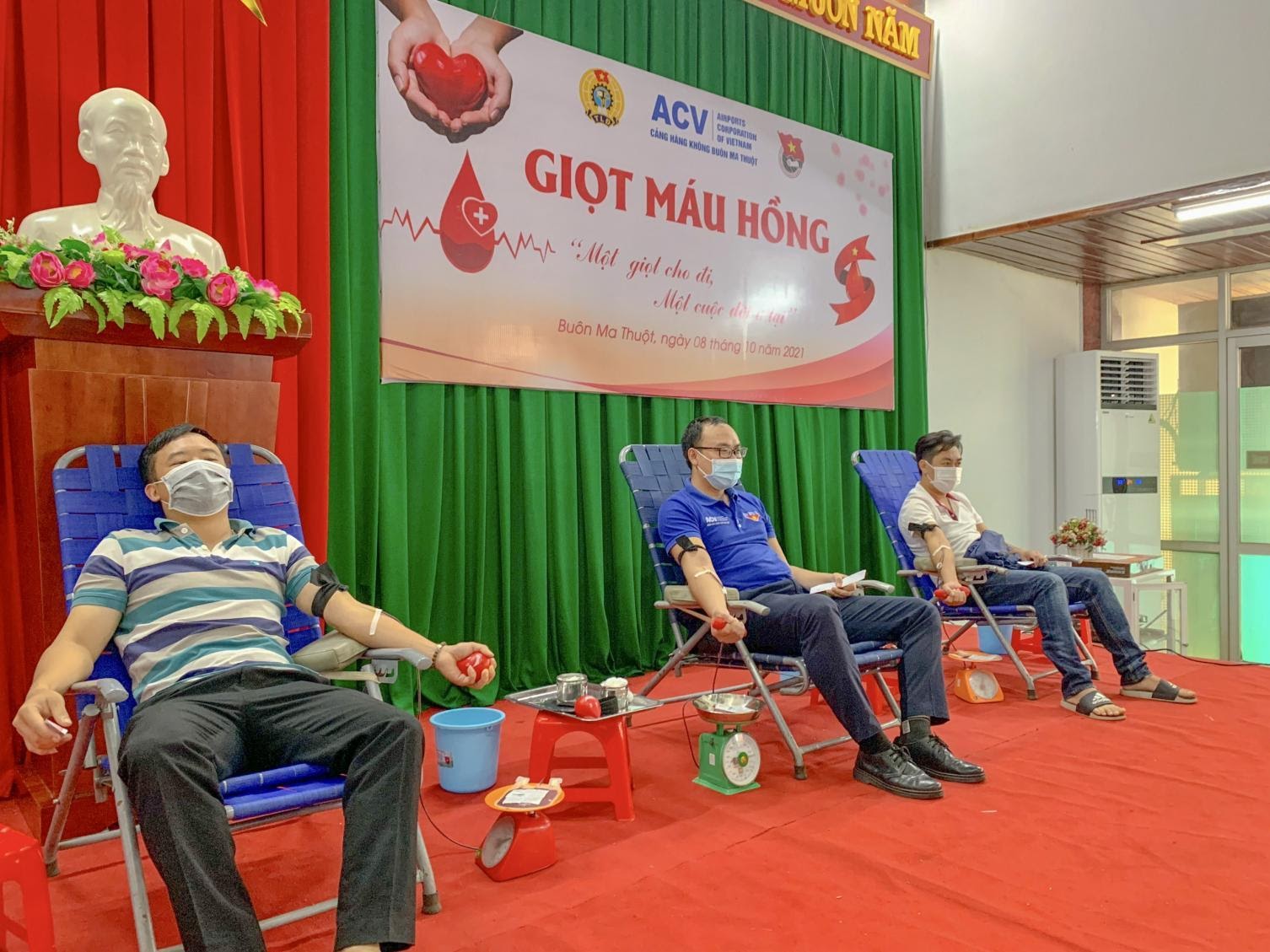 Cảng hàng không Buôn Ma Thuột tổ chức hiến máu tình nguyện năm 2021|LOCAL_PATH:crawled_data/images/featured_f0b389953e7b.jpg