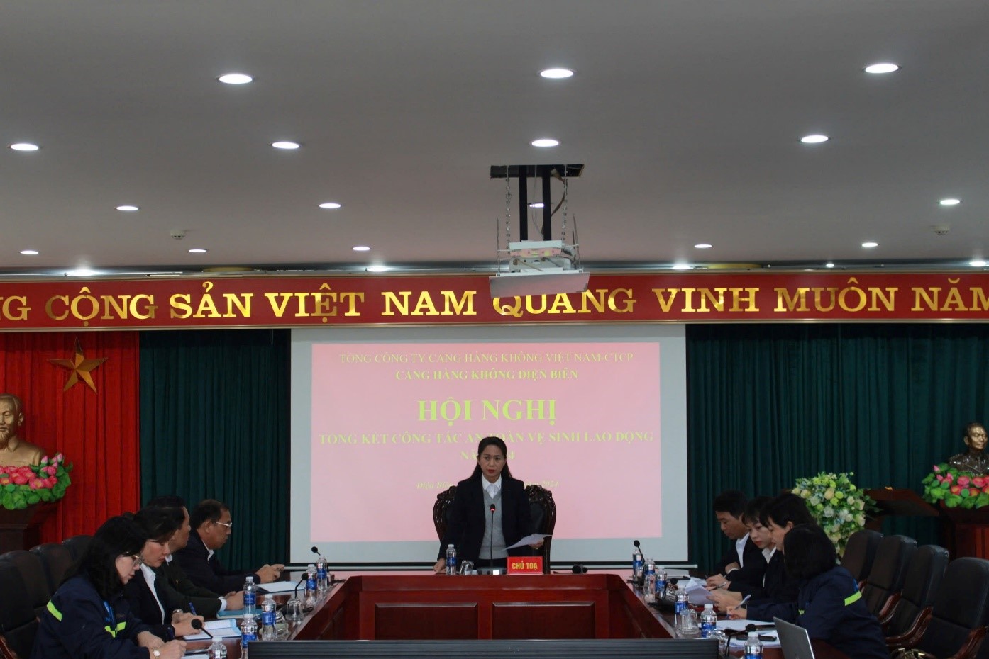 Cảng hàng không Điện Biên tổ chức hội nghị tổng kết công tác an toàn vệ sinh lao động năm 2024|LOCAL_PATH:crawled_data/images/featured_f14153cfc0b2.jpg