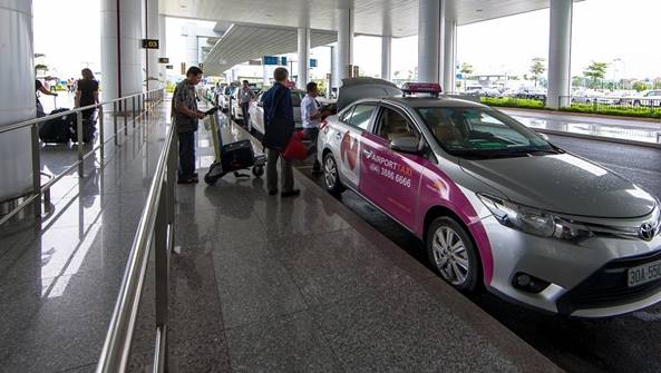 Những thông tin cần biết khi đón taxi tại Cảng HKQT Nội Bài|LOCAL_PATH:crawled_data/images/featured_f4a53a3e9d60.jpg