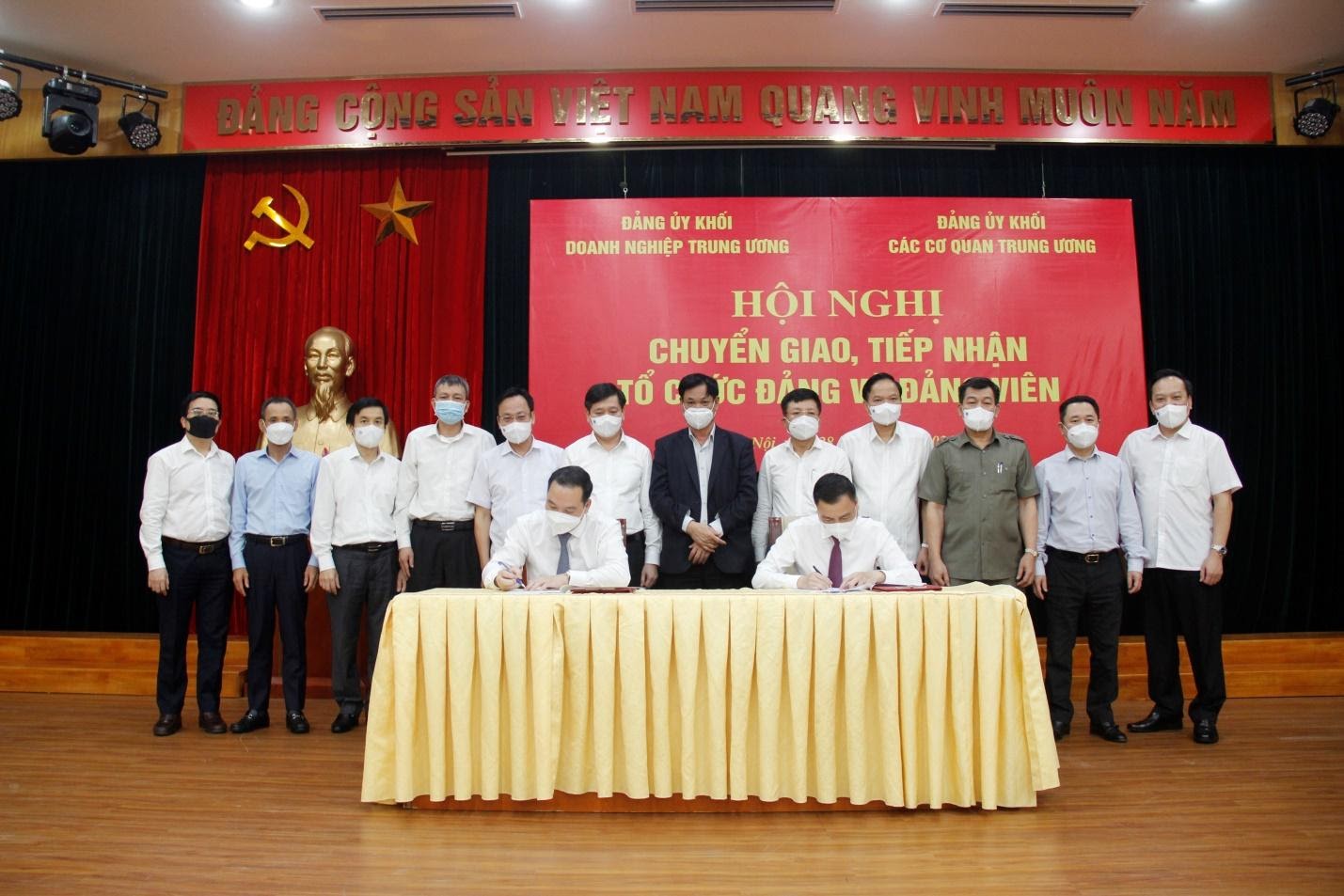 Chuyển giao Đảng bộ Tổng công ty Cảng hàng không Việt Nam về trực thuộc Đảng bộ Khối Doanh nghiệp Trung ương|LOCAL_PATH:crawled_data/images/featured_f59e6cfd56f1.jpg