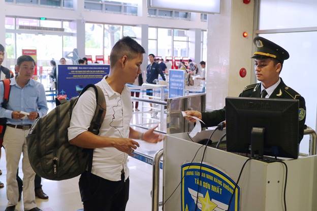 Một số lưu ý đối với hàng khách đi tàu bay trong dịp Tết Mậu Tuất 2018 tại Cảng HKQT Tân Sơn Nhất|LOCAL_PATH:crawled_data/images/featured_f6be82ebd369.jpg