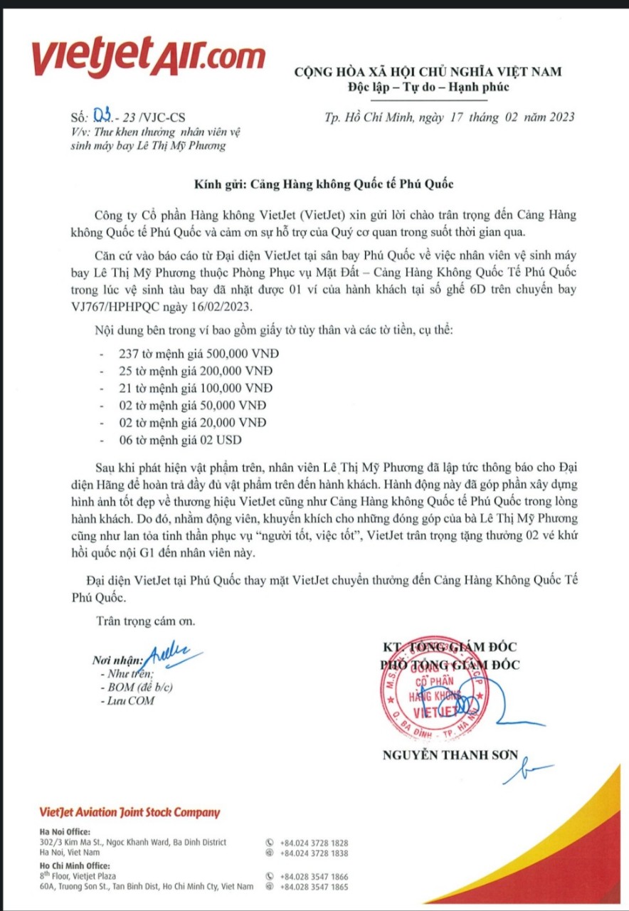 Cảng HKQT Phú Quốc: Nhân viên vệ sinh phát hiện và trao trả lại gần 125 triệu đồng cho khách bỏ quên|LOCAL_PATH:crawled_data/images/featured_f958fd341187.jpg