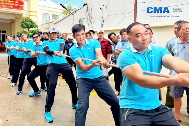 Công đoàn-Đoàn thanh niên cảng hàng không Cà Mau tham gia các hoạt động nhân kỷ niệm Ngày truyền thống Mặt trận Tổ Quốc Việt Nam|LOCAL_PATH:crawled_data/images/featured_fb58dcb3004c.jpg