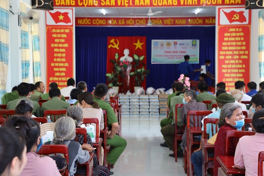 hanhtrinhdo7.jpg
