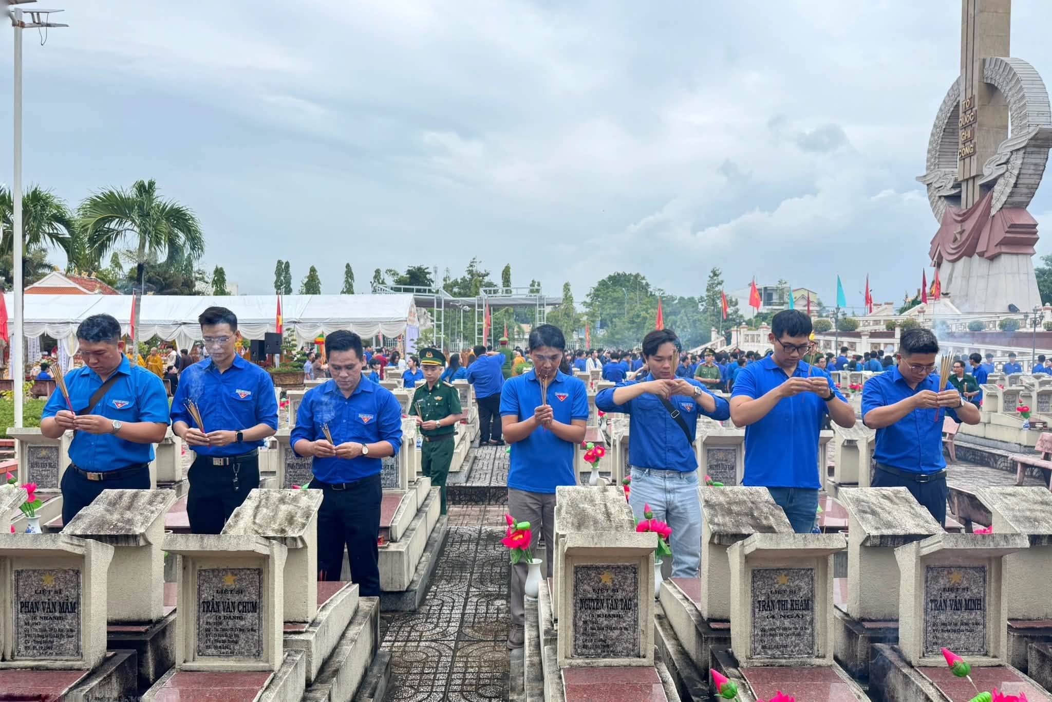 thap nen 5.jpg