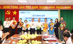CẢNG HKQT LIÊN KHƯƠNG TRAO QUYẾT ĐỊNH PHÂN CÔNG NHIỆM VỤ CA PHÓ VÀ CHÚC MỪNG NGÀY TOÀN DÂN PHÒNG CHÁY, CHỮA CHÁY