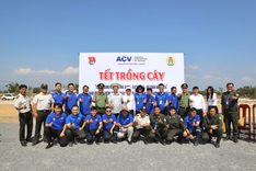“ Tết trồng cây – vì một Cảng hàng không Xanh – Sạch – Đẹp – An toàn năm 2024” chào mừng kỷ niệm 20 năm ngày khai thác chuyến bay thương mại đầu tiên tại Cảng hàng không quốc tế Cam Ranh