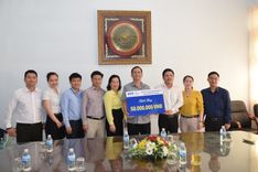 CẢNG HÀNG KHÔNG QUỐC TẾ CAM RANH TRAO QUÀ TÌNH NGHĨA CHO THÀNH PHỐ CAM RANH – TỈNH KHÁNH HÒA