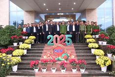 Phó Chủ tịch UBND Thành phố Đà Nẵng Lê Quang Nam chúc Tết tại Cảng hàng không quốc tế Đà Nẵng