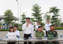 Cảng hàng không Điện Biên đã phối hợp với Trung đoàn 741 - Bộ Chỉ huy Quân sự tỉnh Điện Biên tổ chức huấn luyện dựng nhà bạt chuyên dụng cho Đội Phòng cháy chữa cháy và Cứu nạn cứu hộ chuyên ngành (PCCC&CNCH) và Đội Tìm kiếm cứu nạn hiện trường
