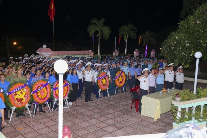 thuongbinhlietsy1.jpg