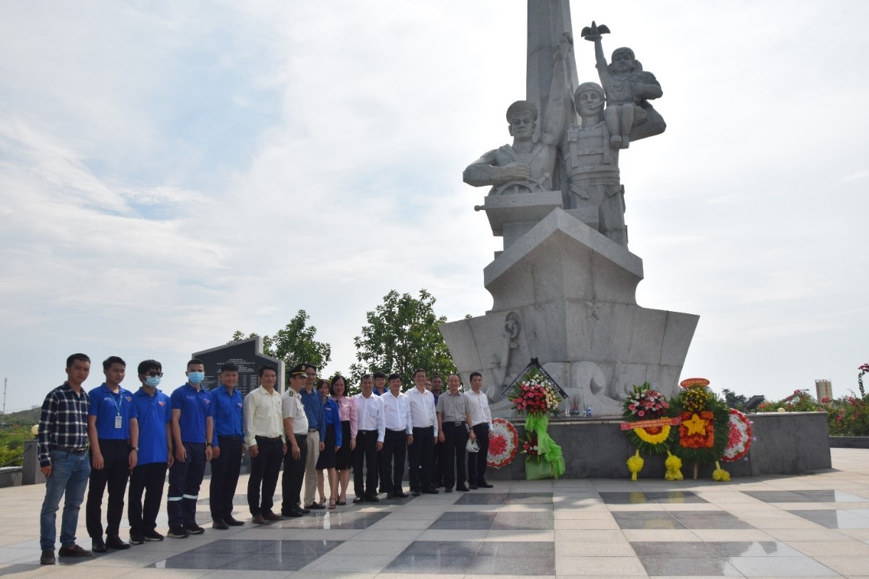 thuongbinhlietsy3.jpg